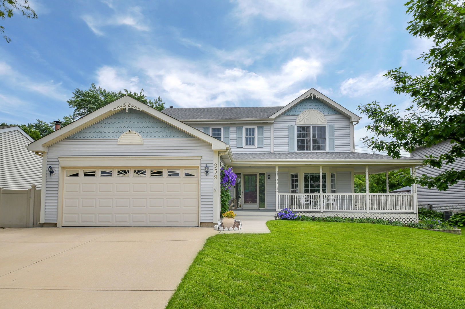 959 Hill Crest Drive