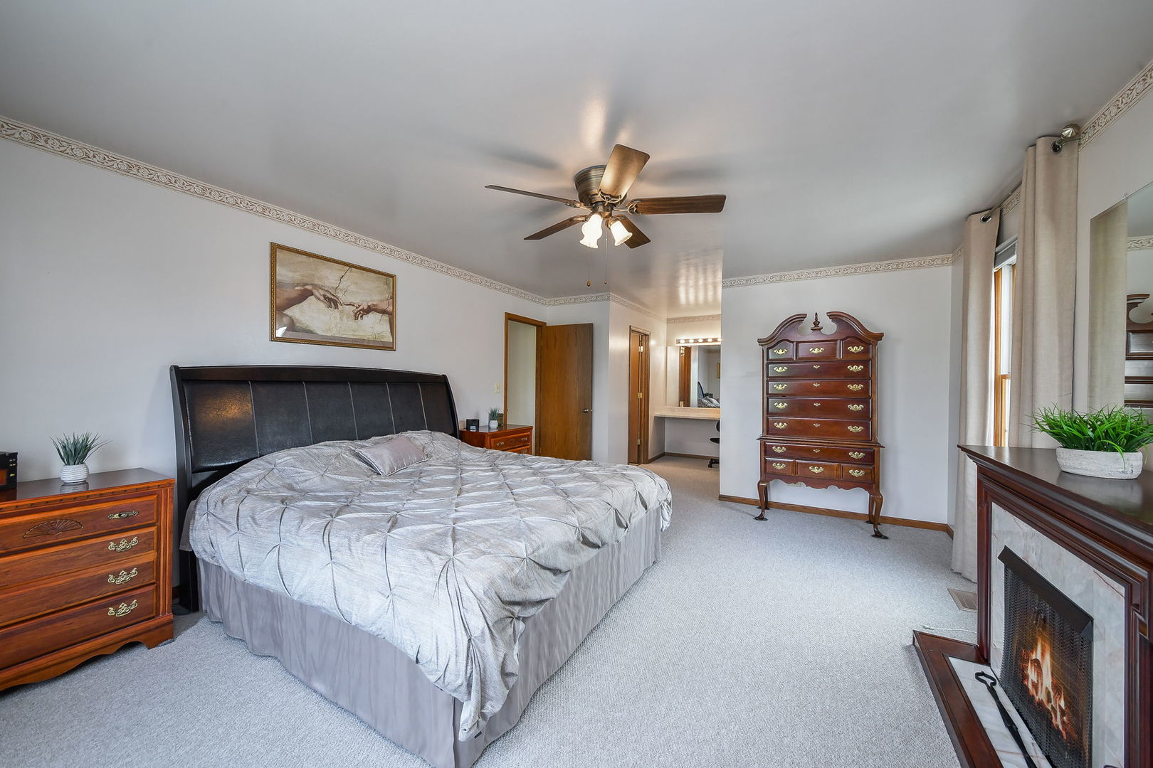 959 Hill Crest Drive