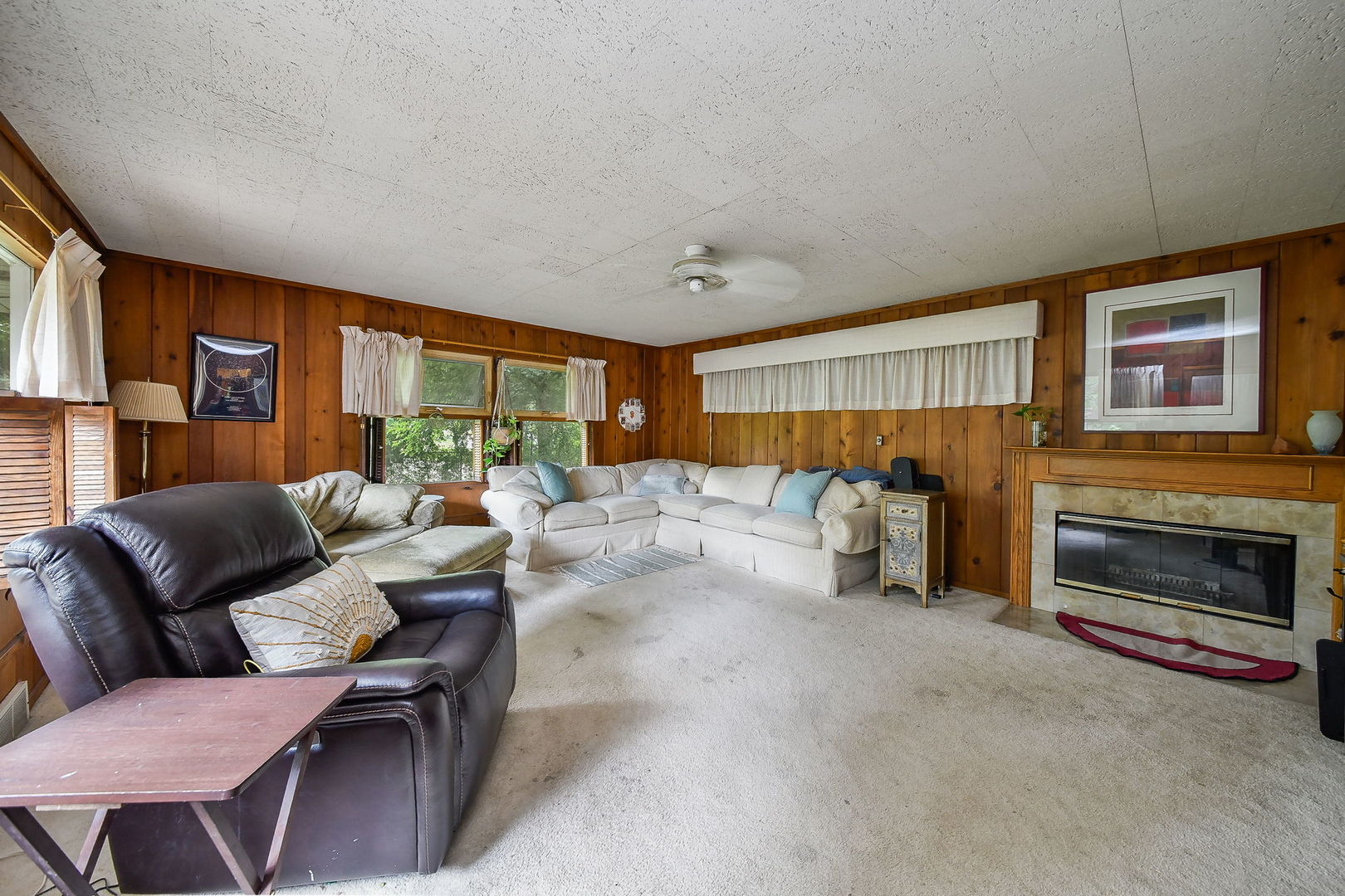 324 W Elm Street