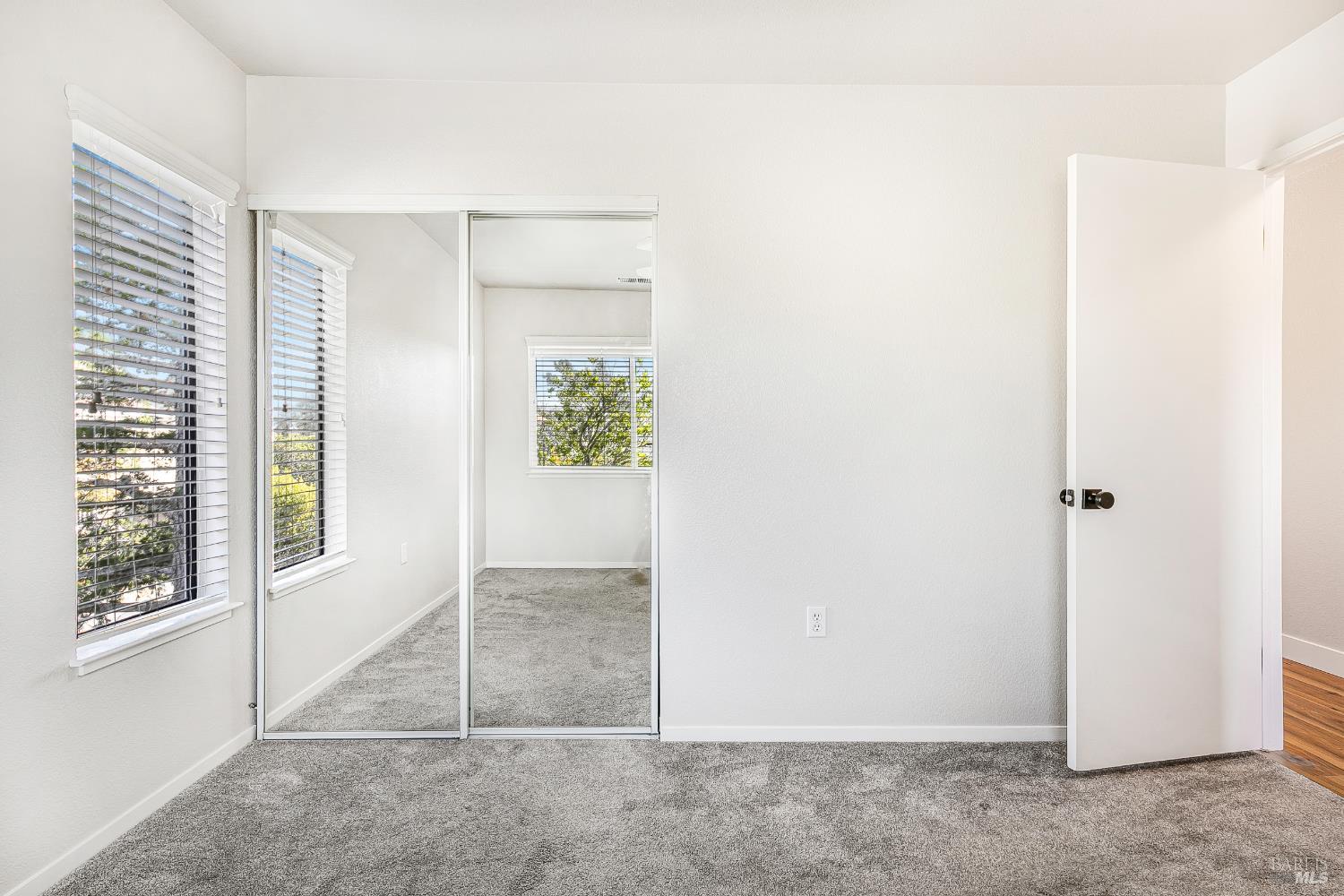 2 Fielding Cir