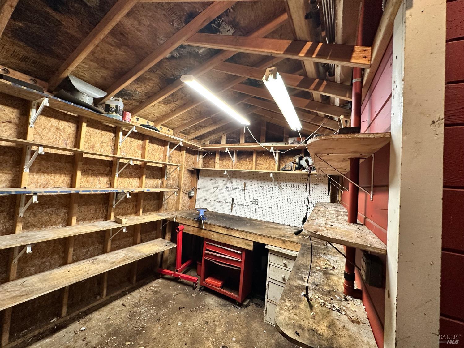 805 Cazadero Highway