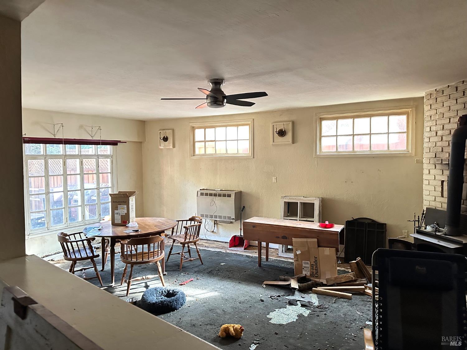 805 Cazadero Highway