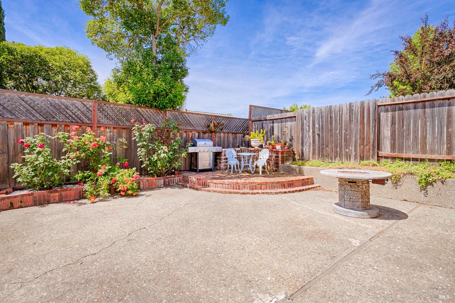 5105 Silver Lake Drive