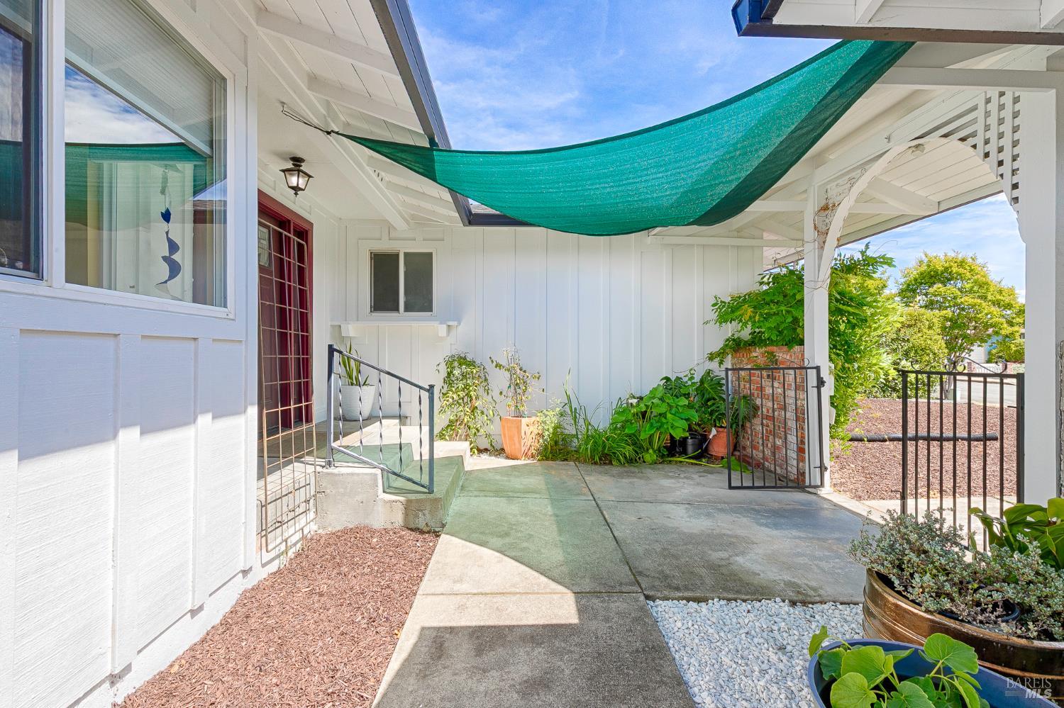 5105 Silver Lake Drive