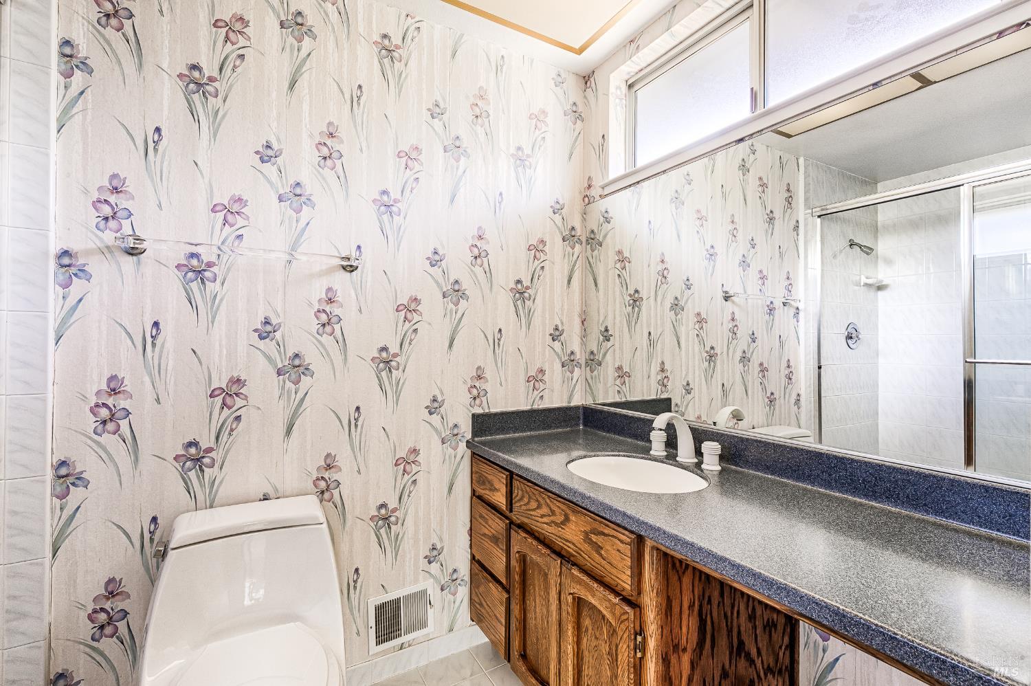 8817 Hood Mountain Circle