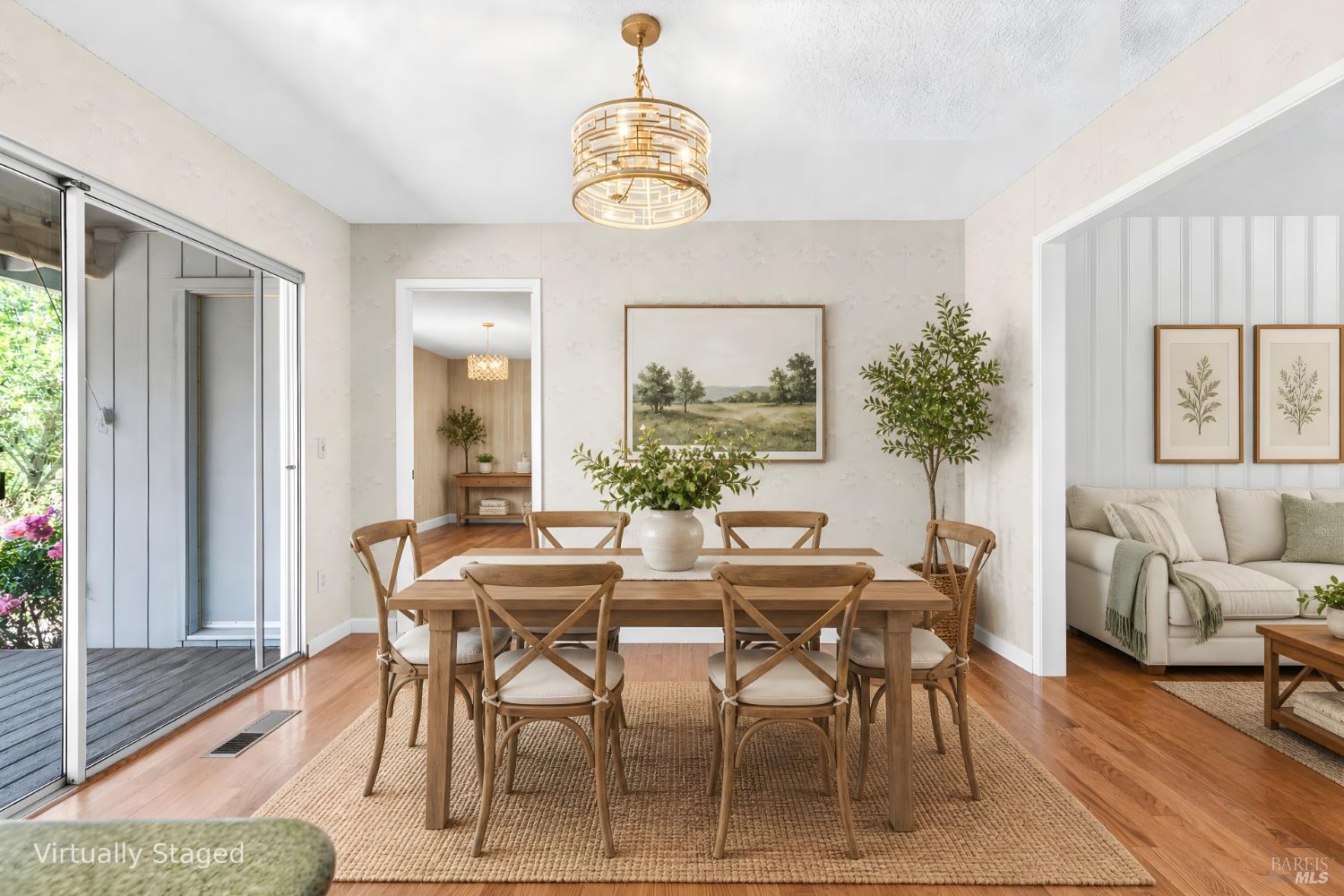 8817 Hood Mountain Circle