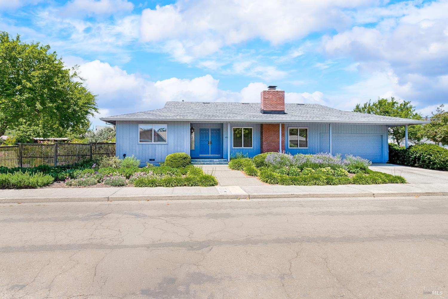 8817 Hood Mountain Circle