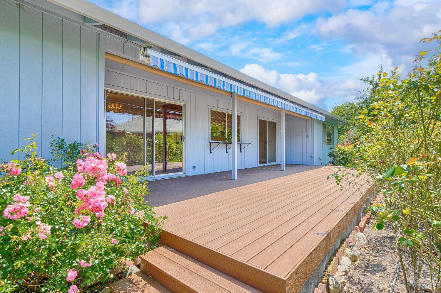 8817 Hood Mountain Circle