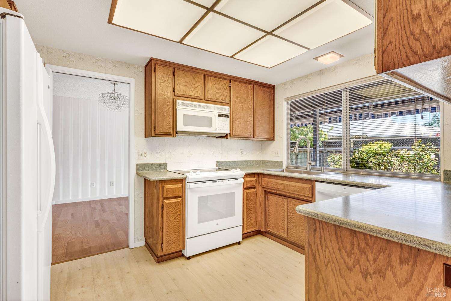 8817 Hood Mountain Circle