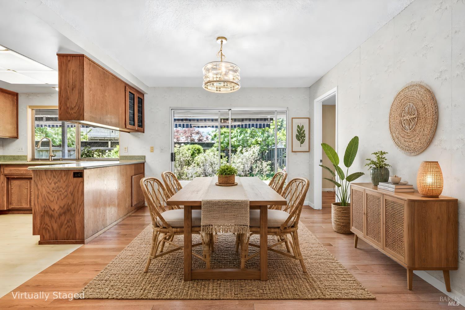 8817 Hood Mountain Circle