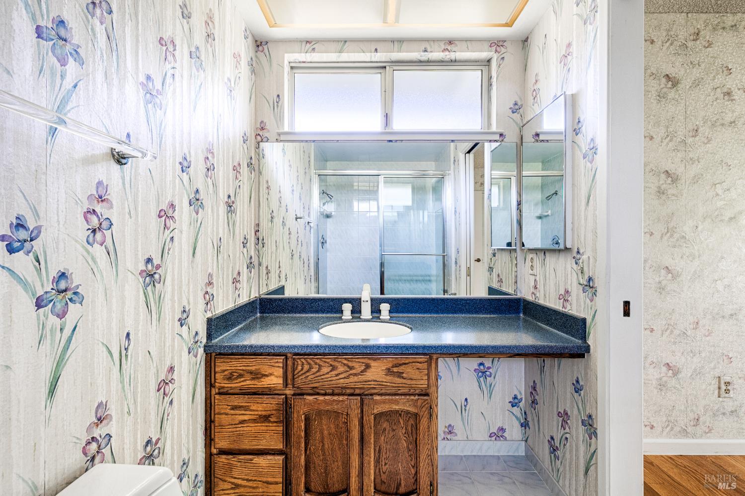 8817 Hood Mountain Circle