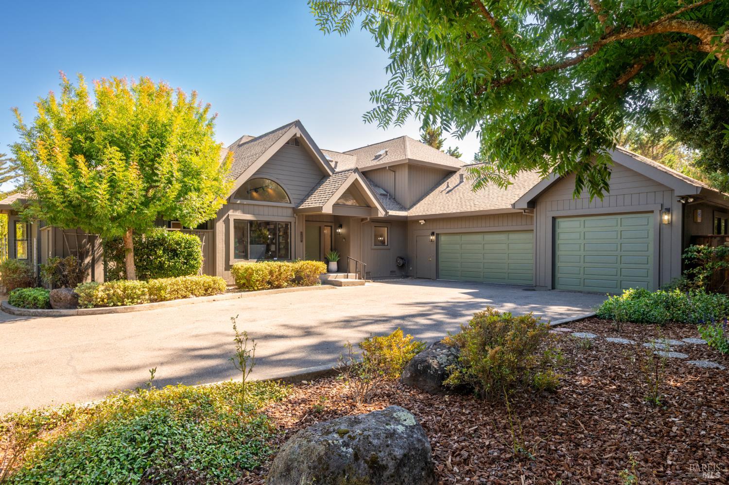 1497 Hurlbut Lane