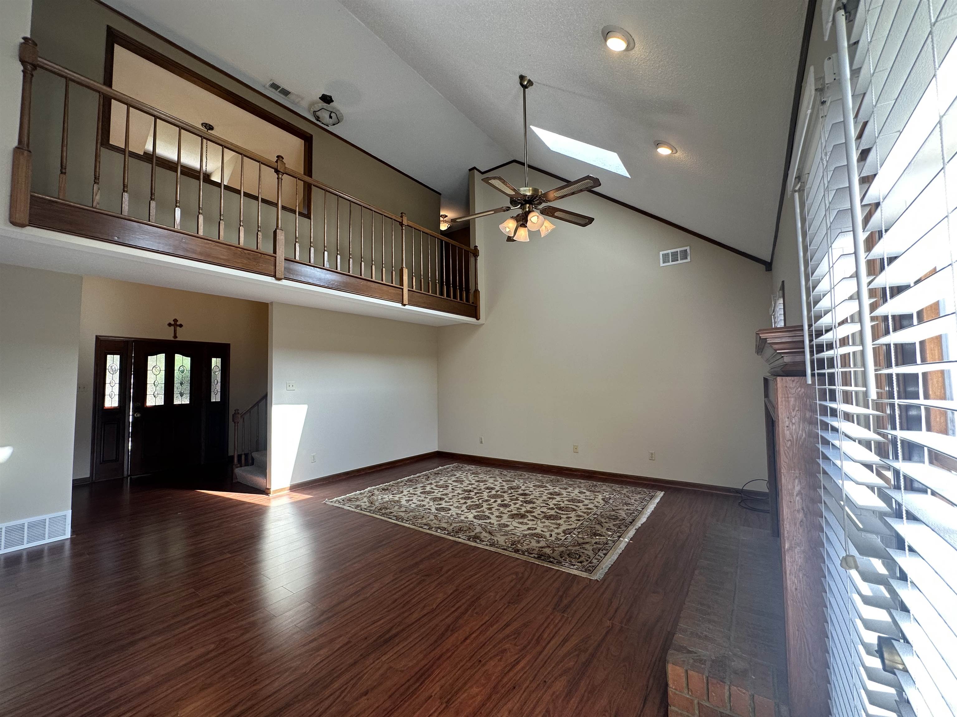 8385 WOOD SHADOWS LN