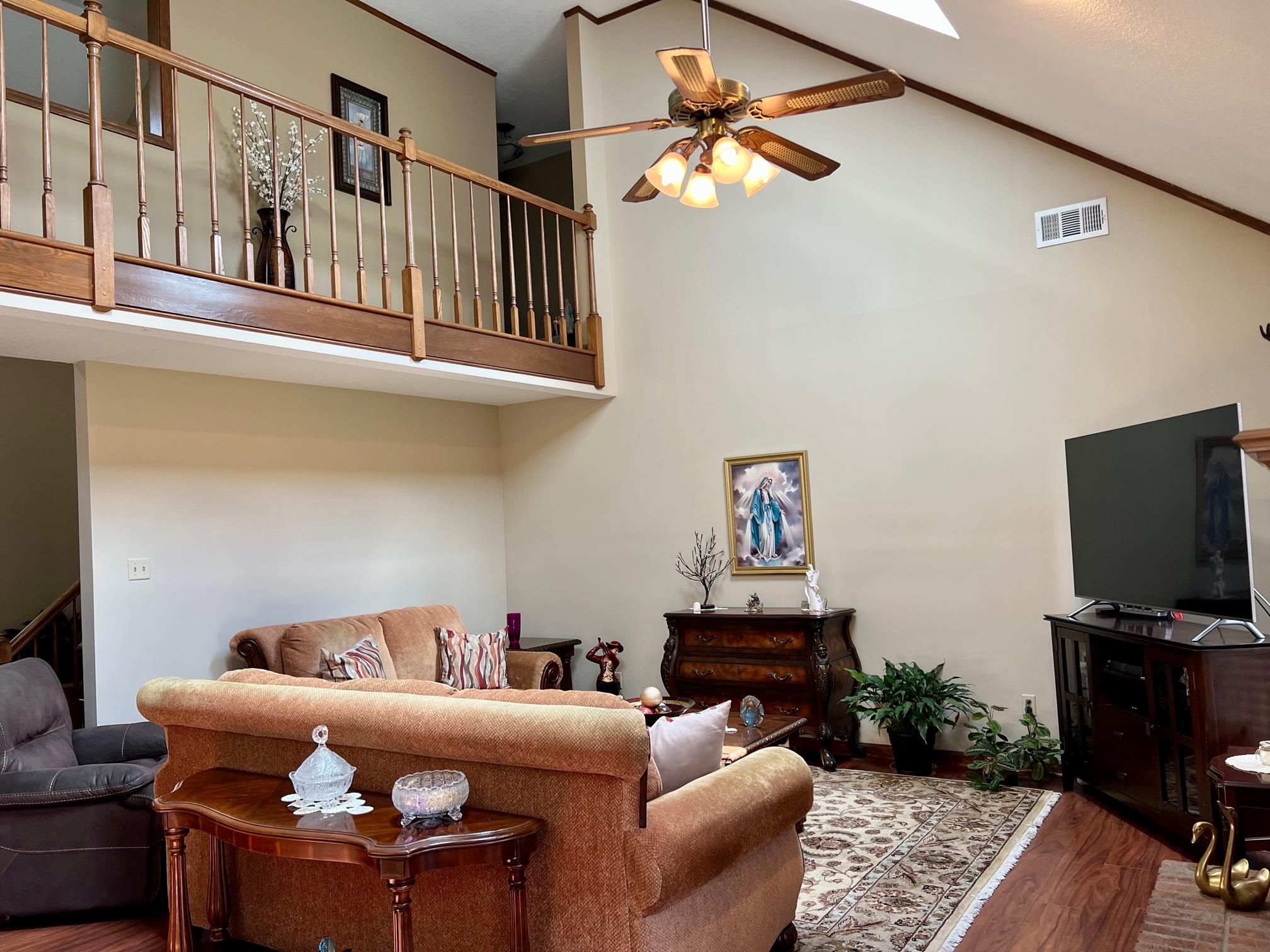 8385 WOOD SHADOWS LN