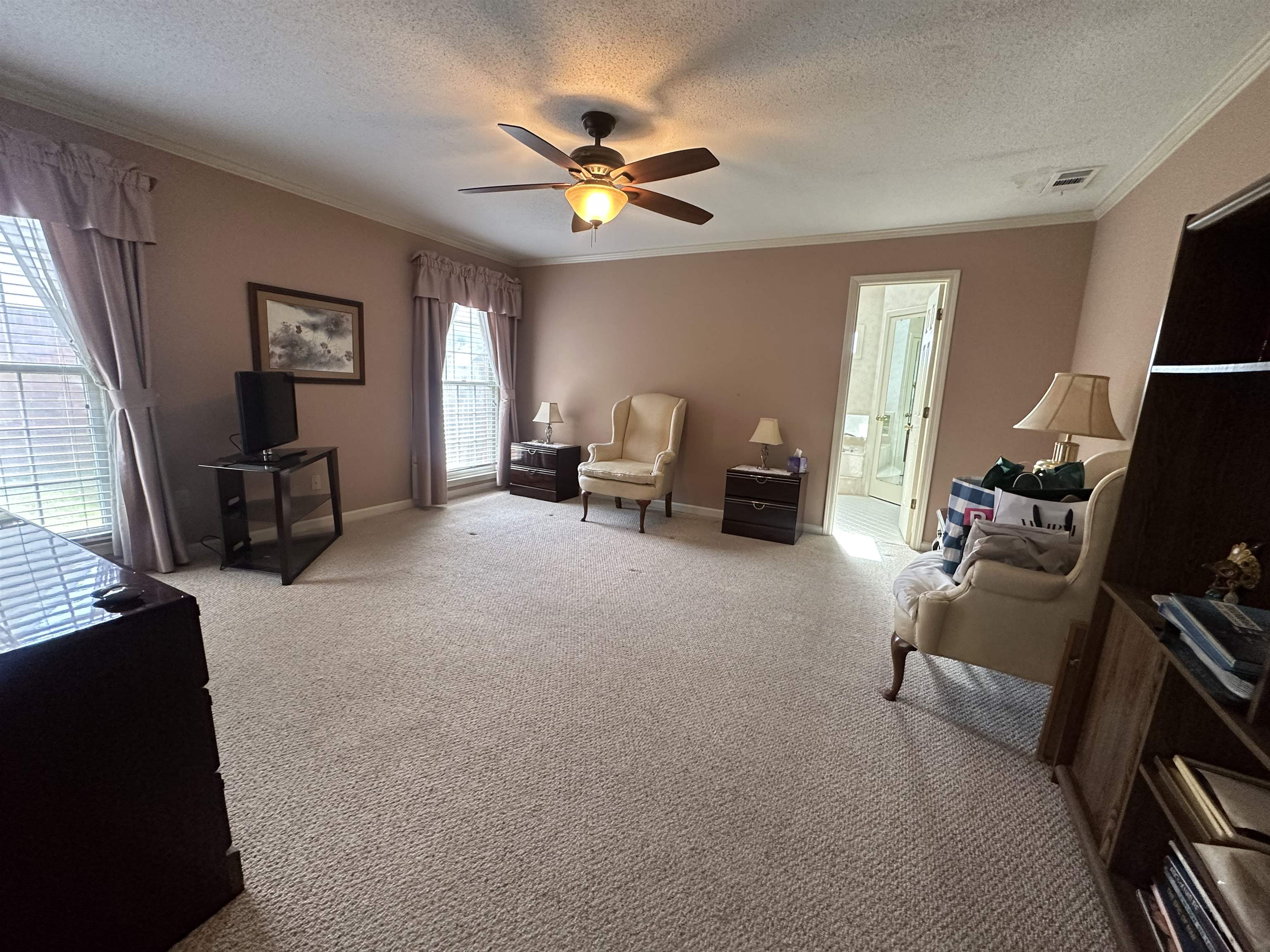 8385 WOOD SHADOWS LN