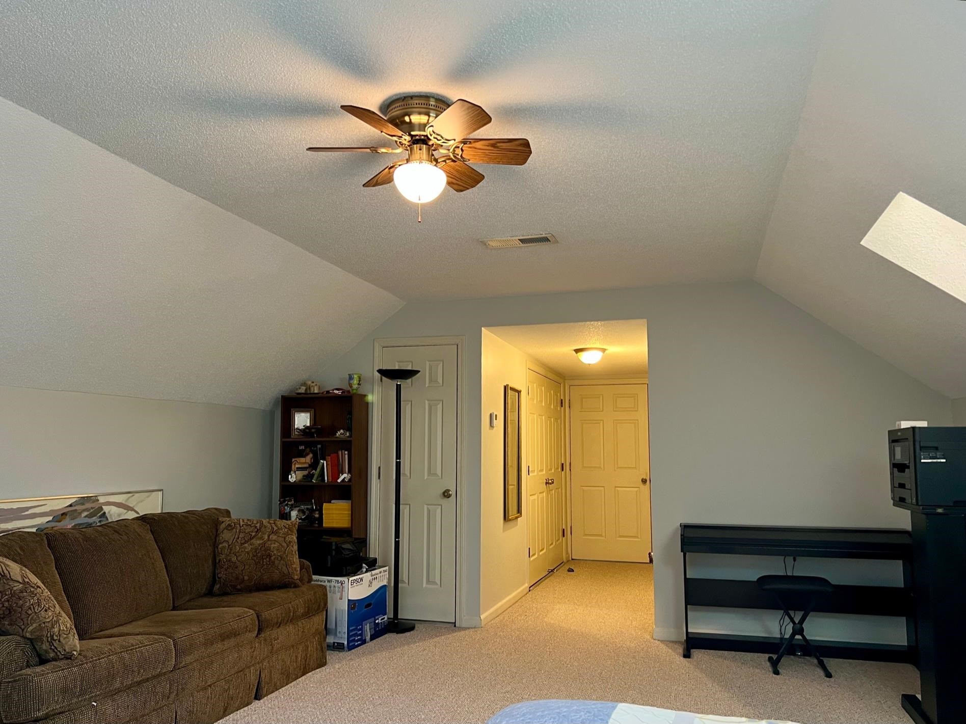 8385 WOOD SHADOWS LN