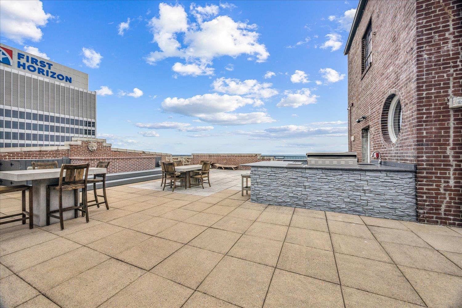 127 MADISON AVE Unit: 602