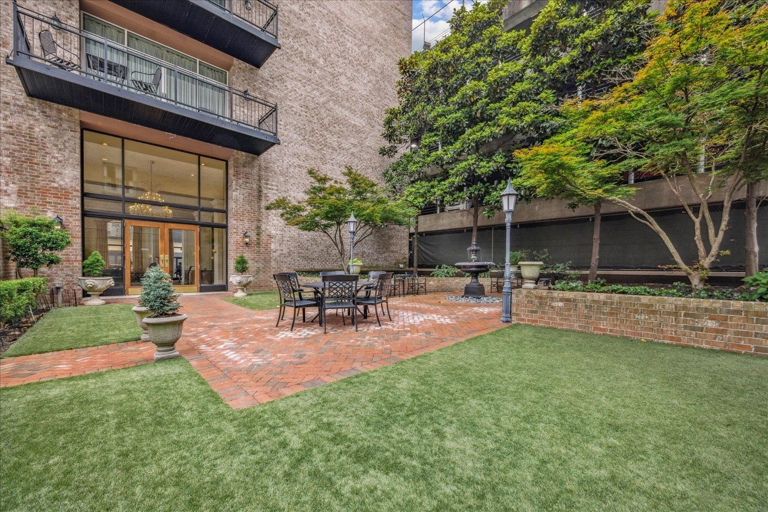 127 MADISON AVE Unit: 602