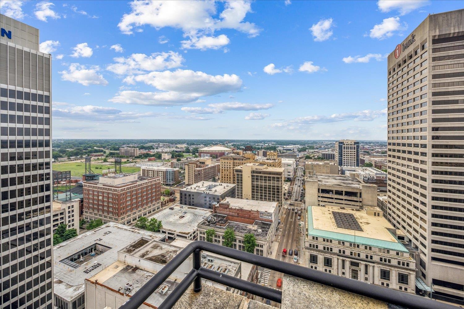 127 MADISON AVE Unit: 602