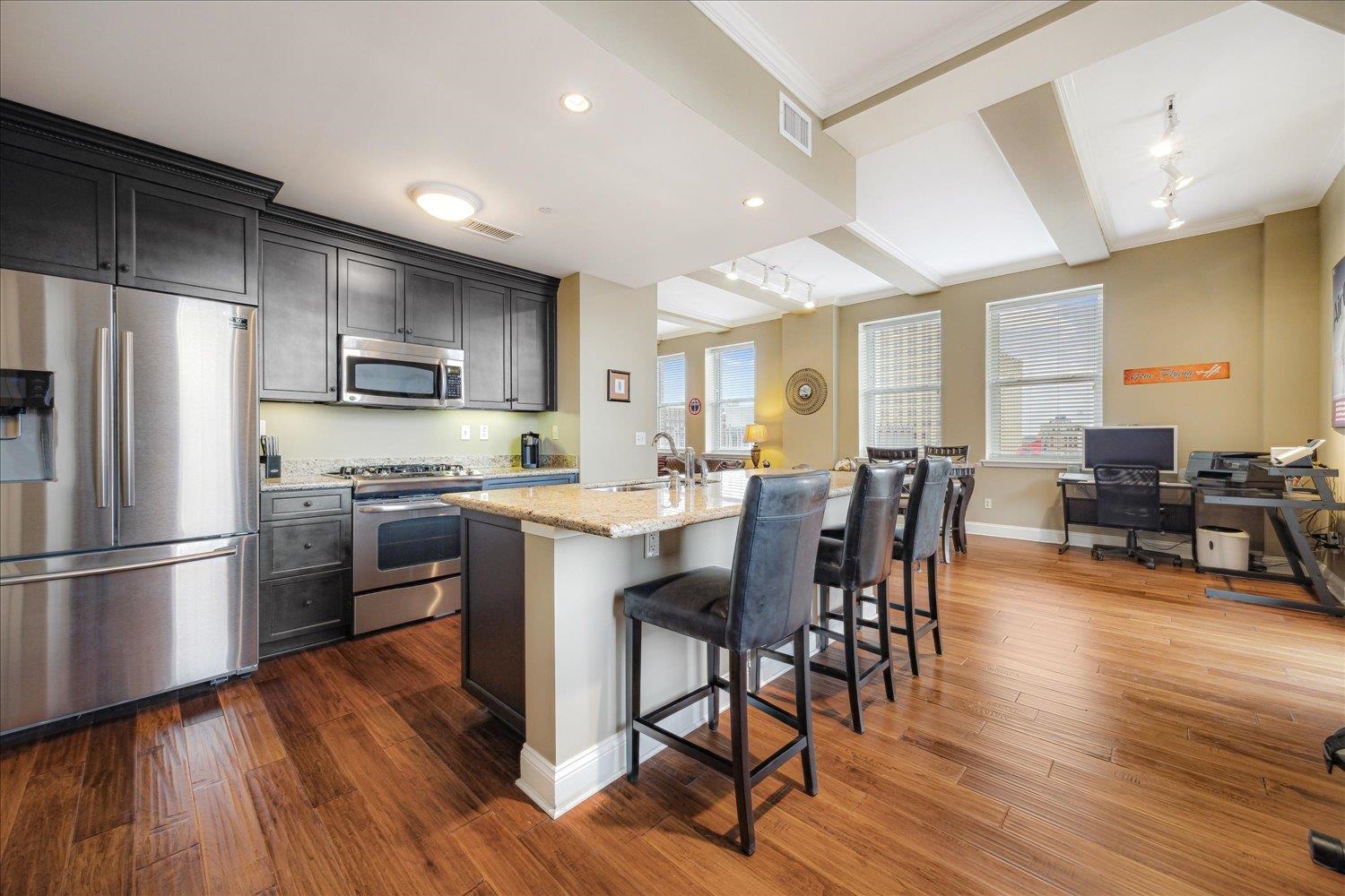 127 MADISON AVE Unit: 602