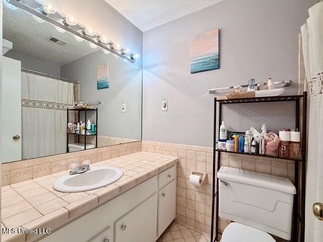 8147 Charleston Dr