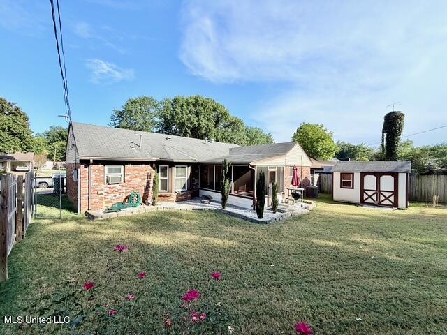 8147 Charleston Dr