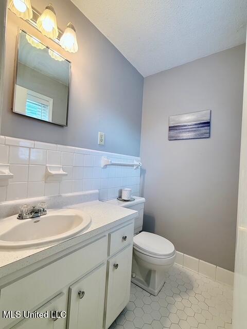 8147 Charleston Dr
