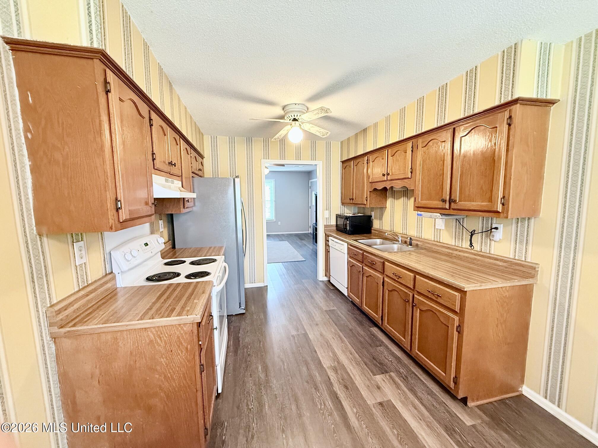 3435 Lakehurst Cove
