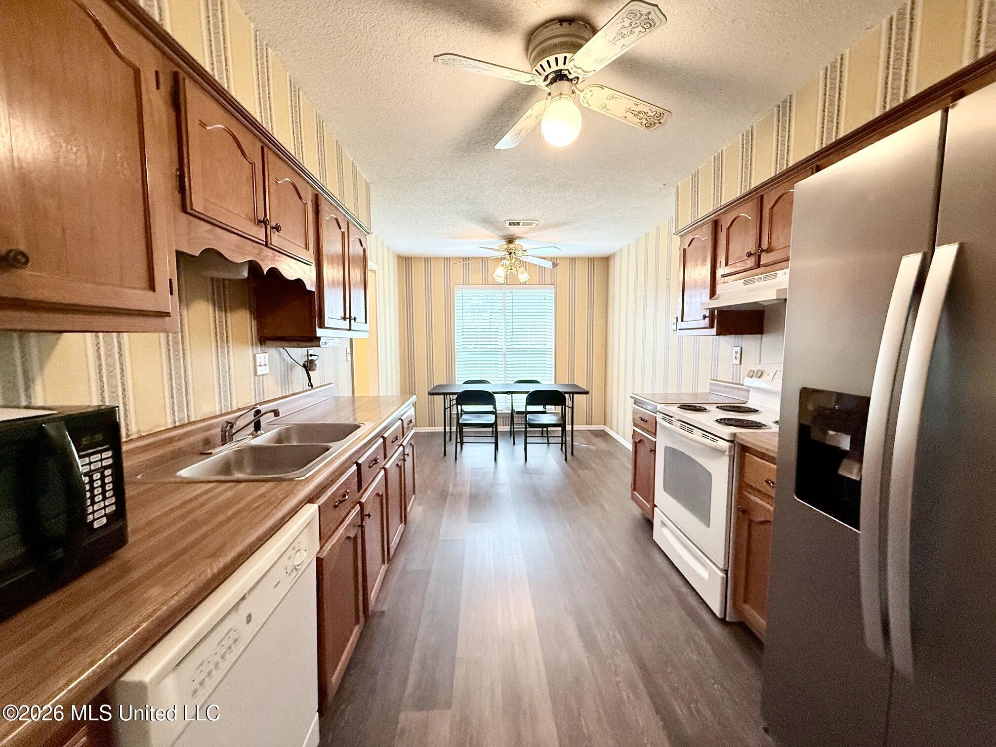 3435 Lakehurst Cove
