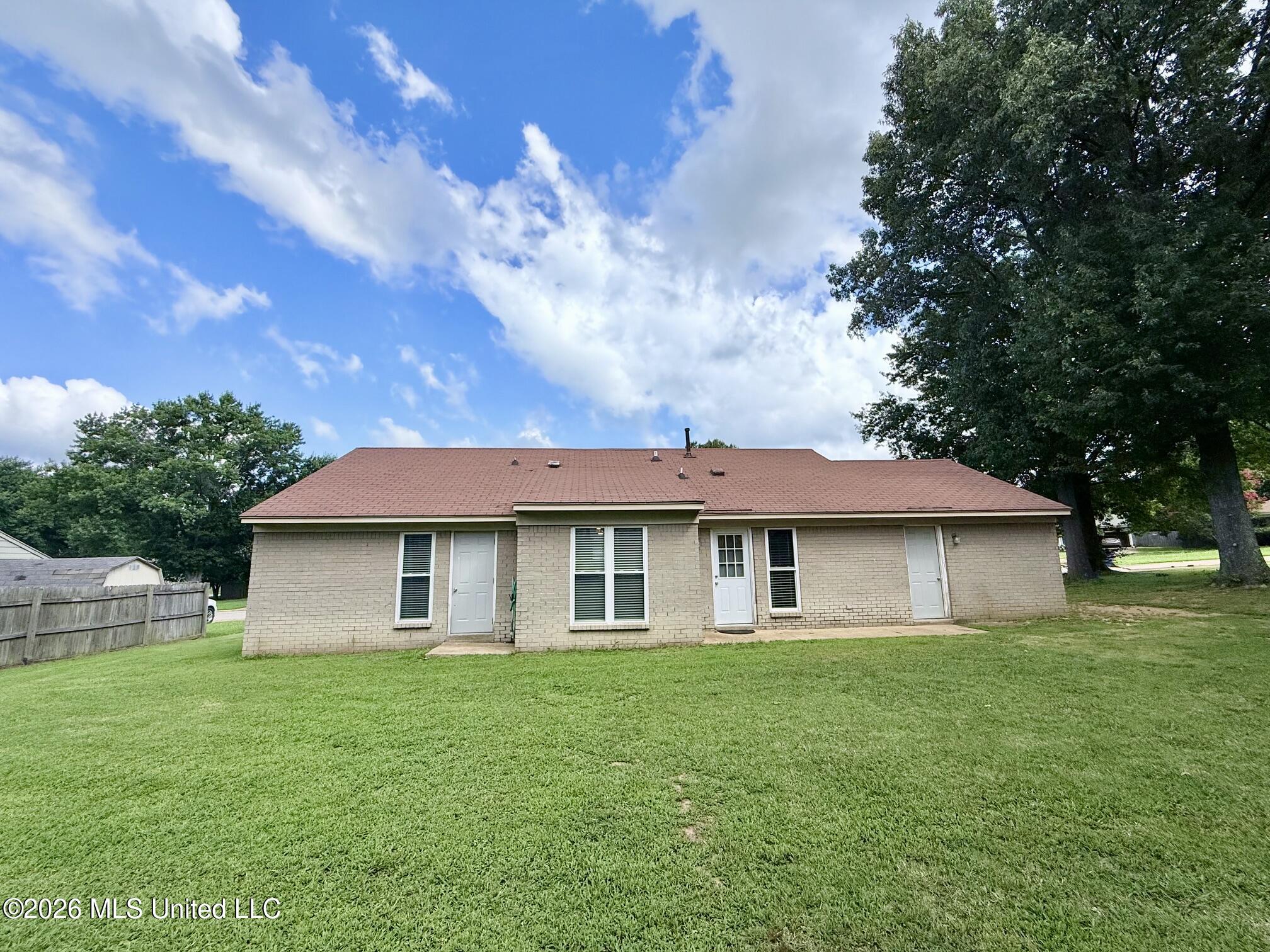 3435 Lakehurst Cove