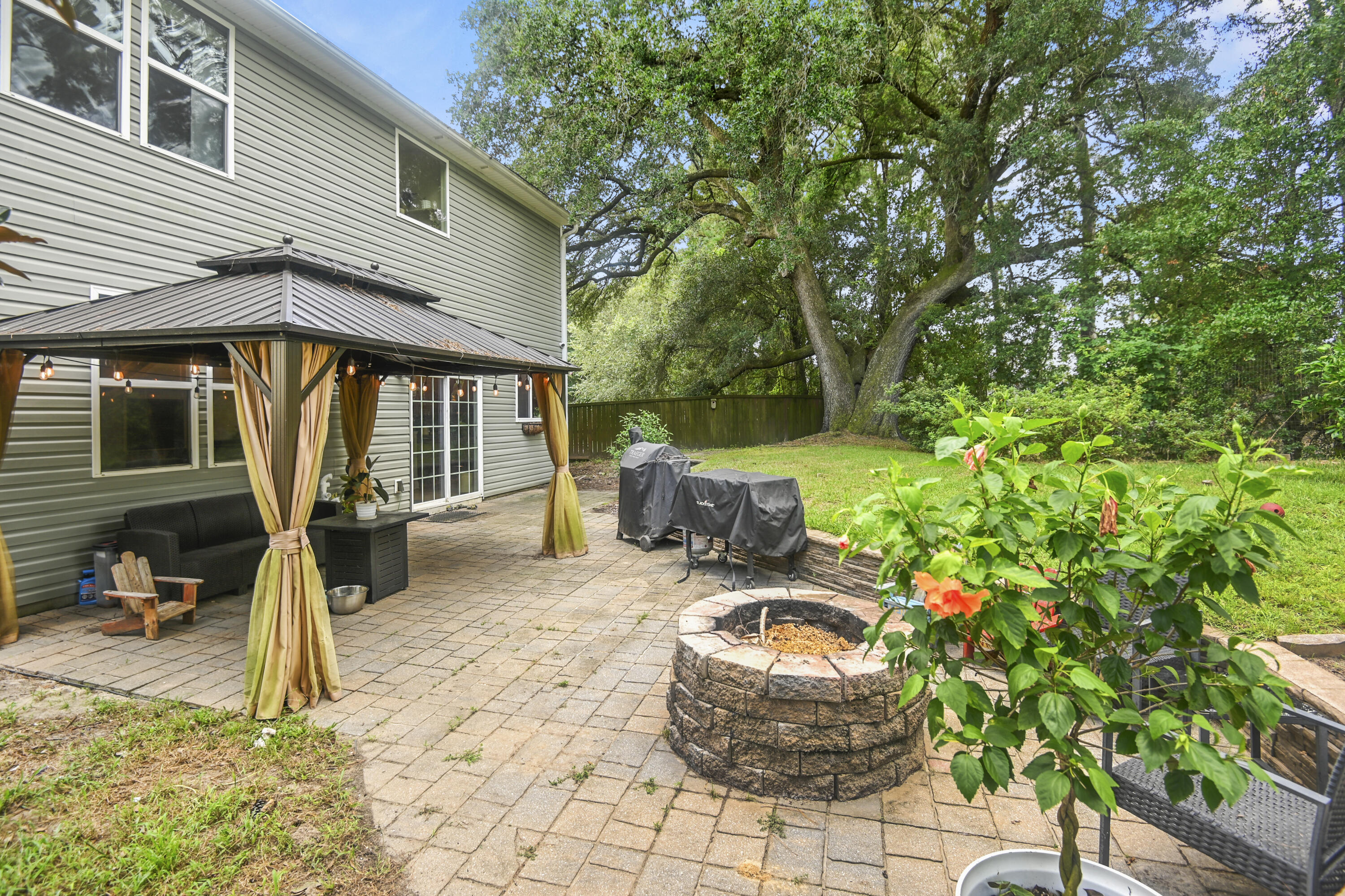 5029 Whitfield Court