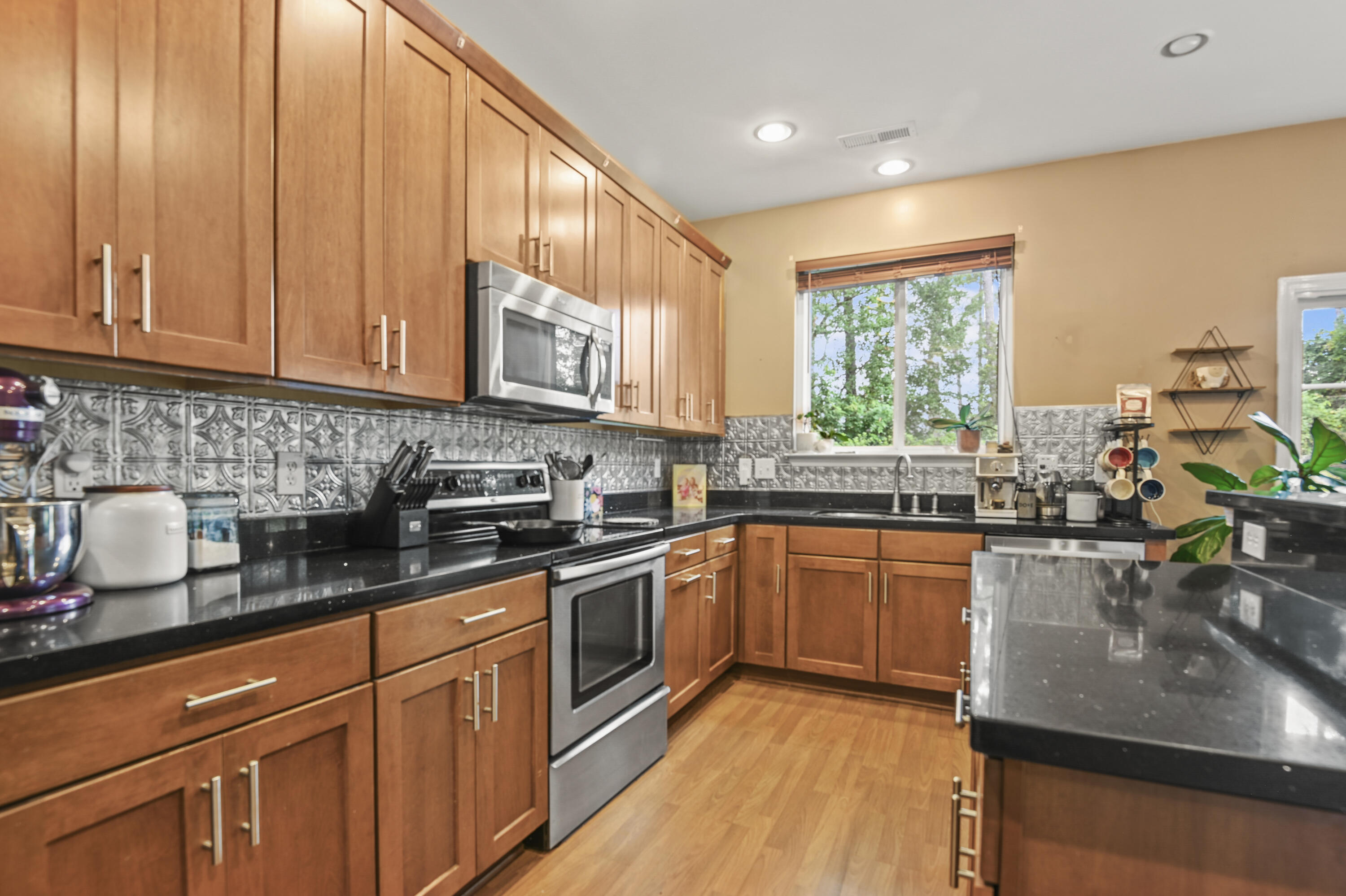 5029 Whitfield Court