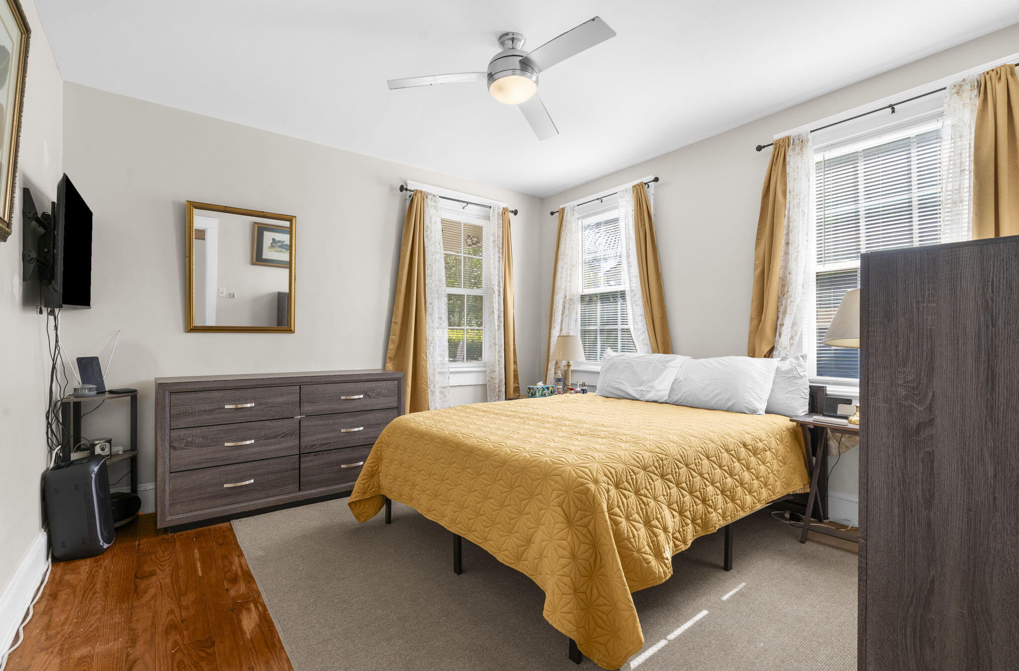 26 Alberta Avenue