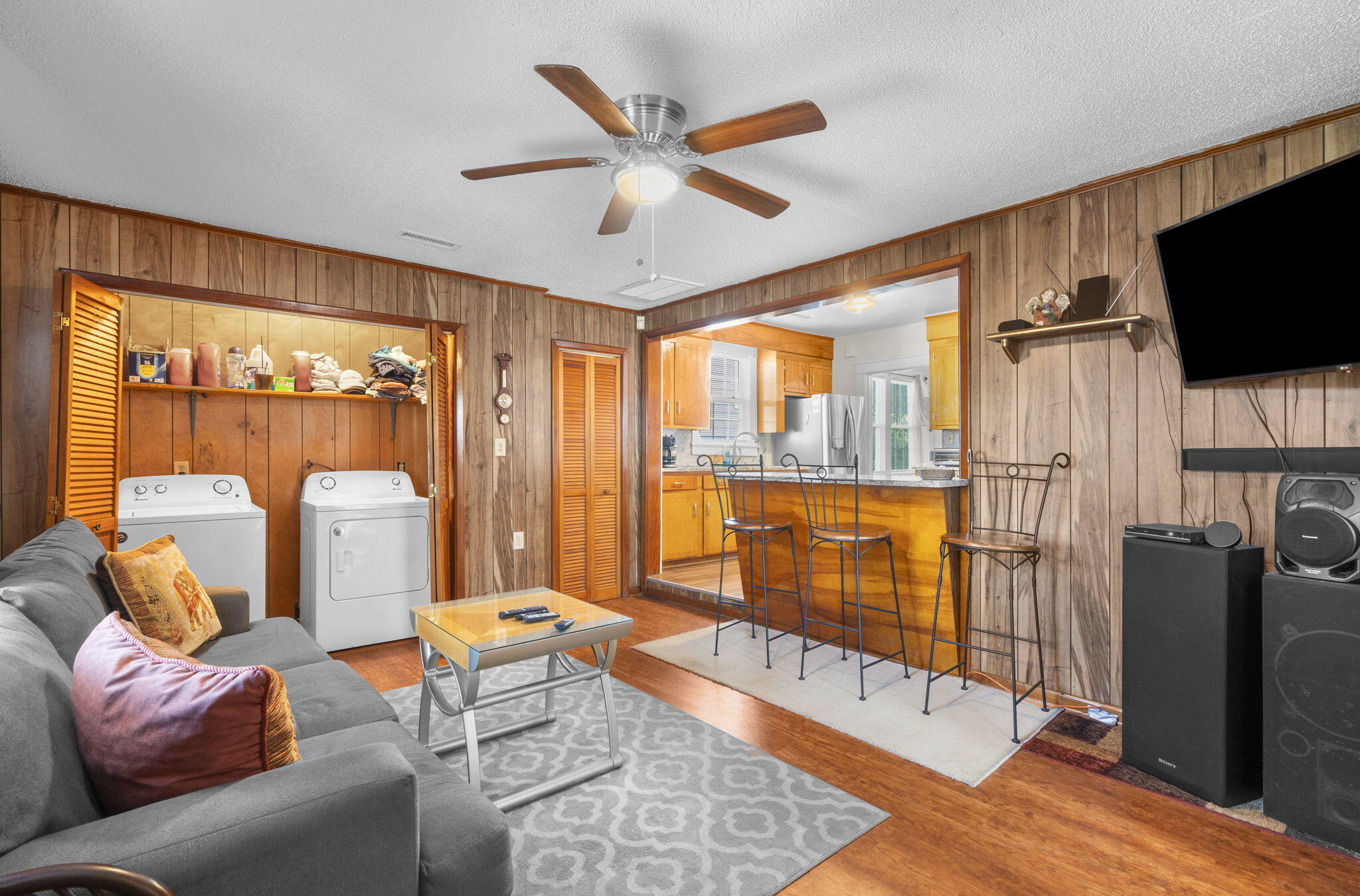 26 Alberta Avenue