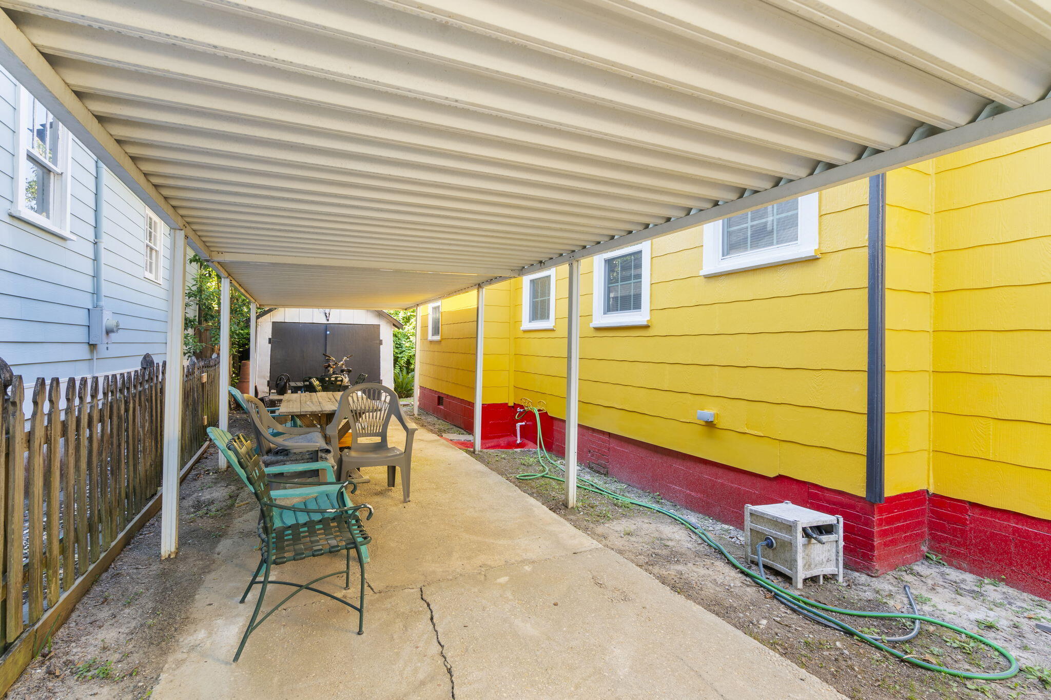 26 Alberta Avenue