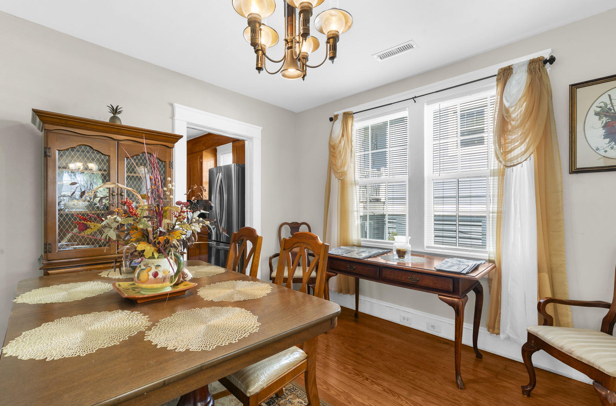 26 Alberta Avenue