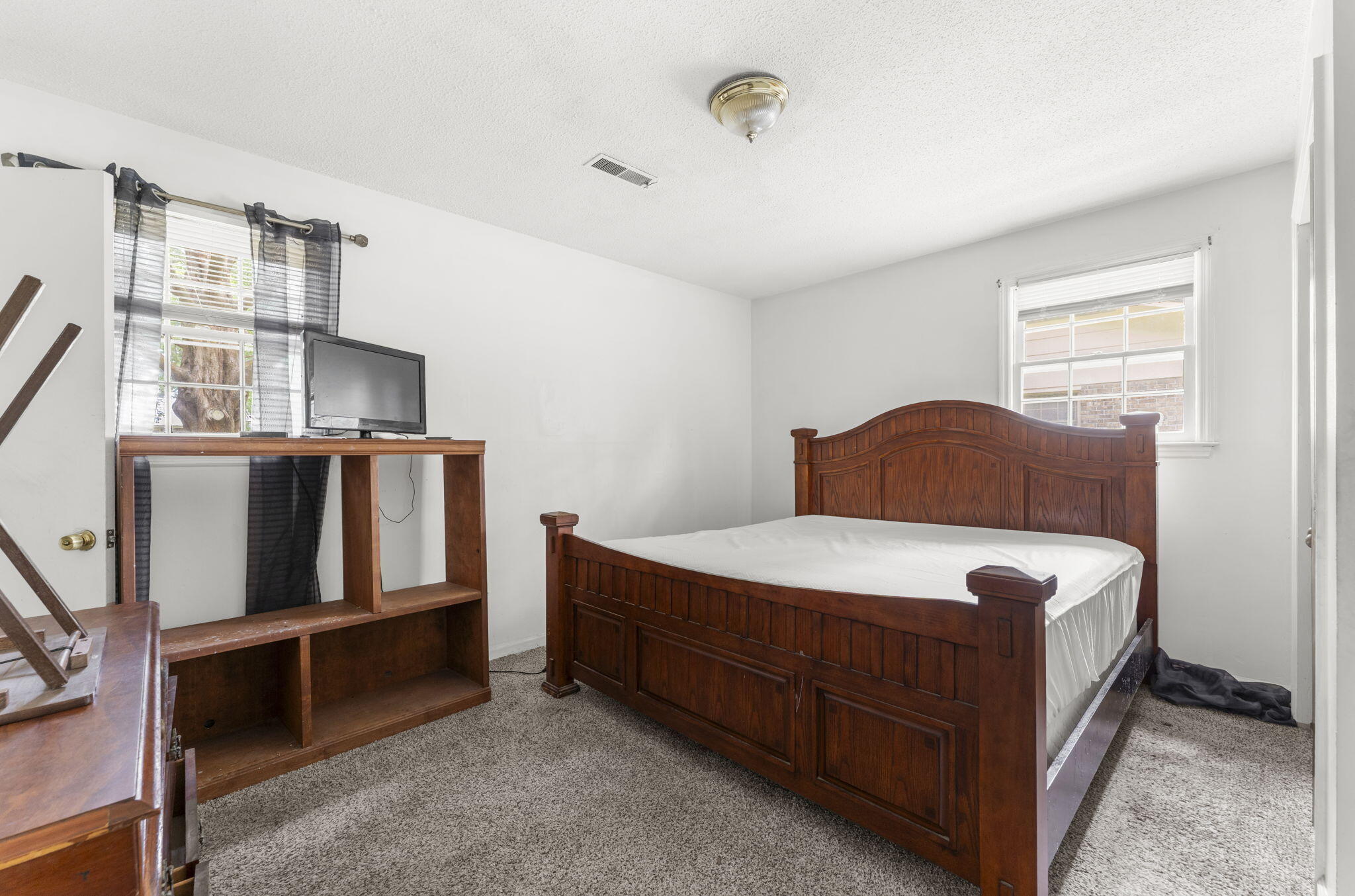 7748 Nellview Drive