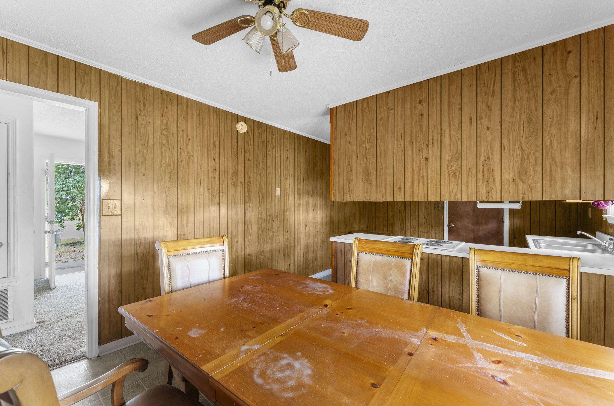 7748 Nellview Drive