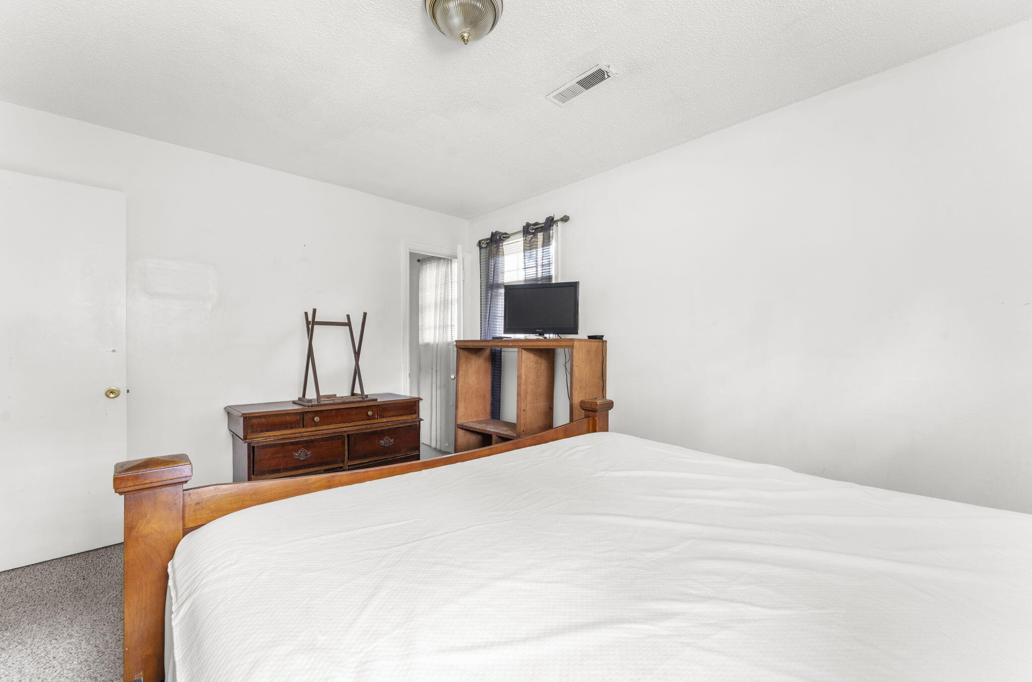 7748 Nellview Drive