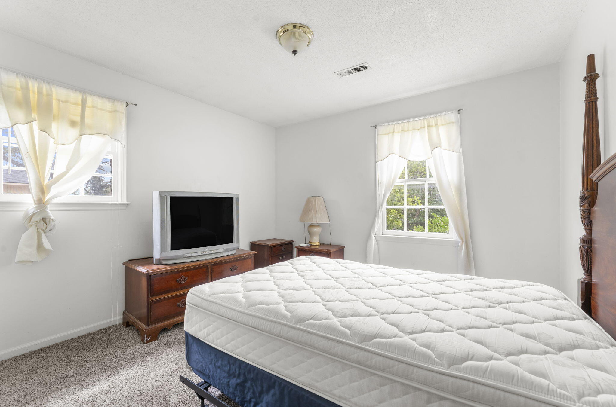 7748 Nellview Drive