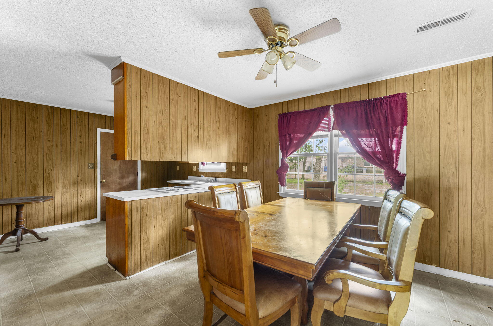 7748 Nellview Drive