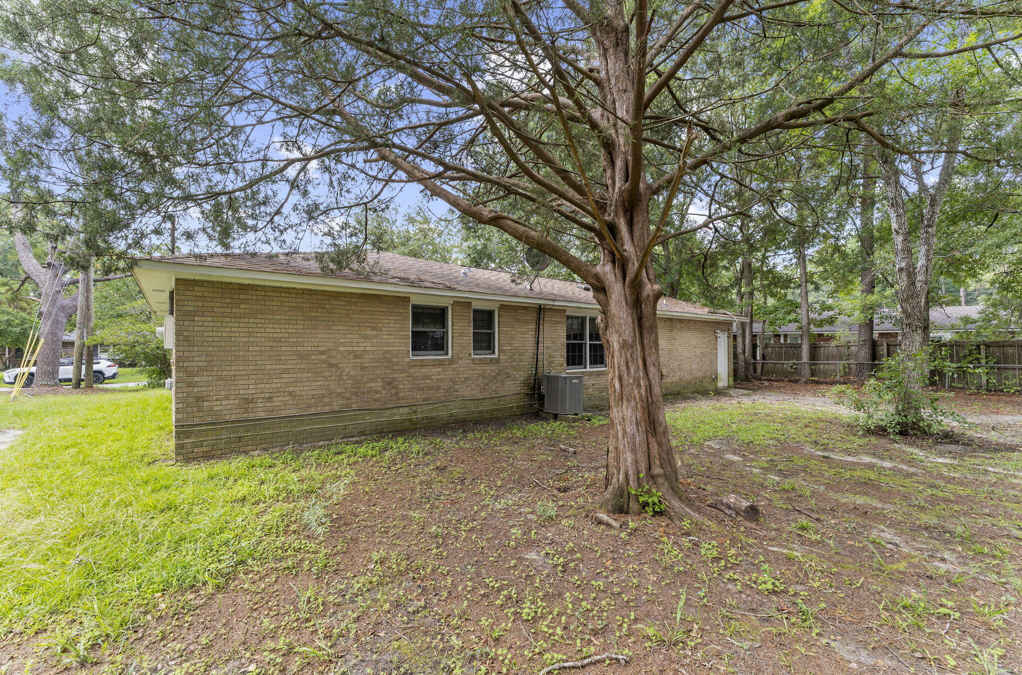 7748 Nellview Drive
