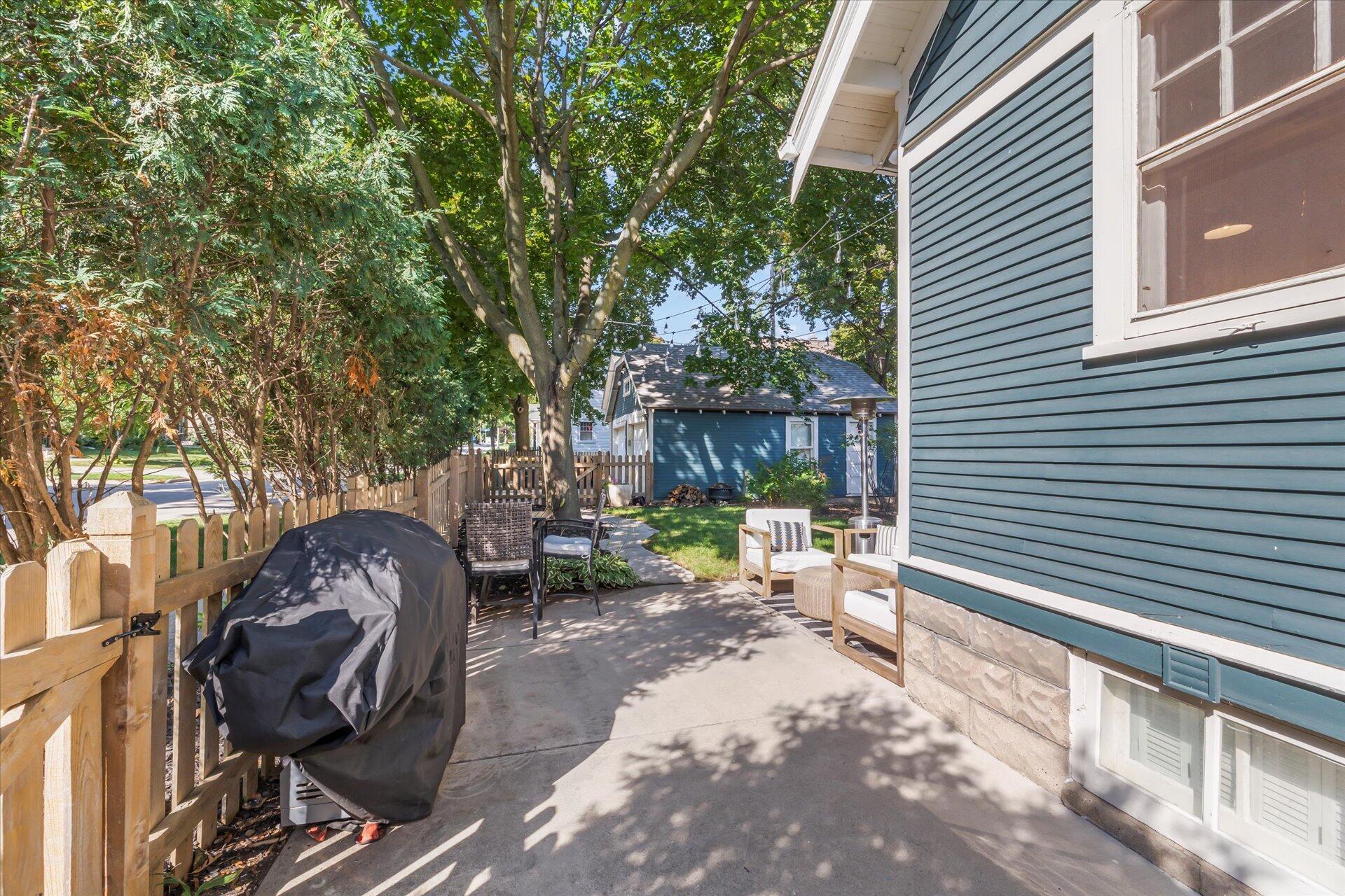 1903 Church St