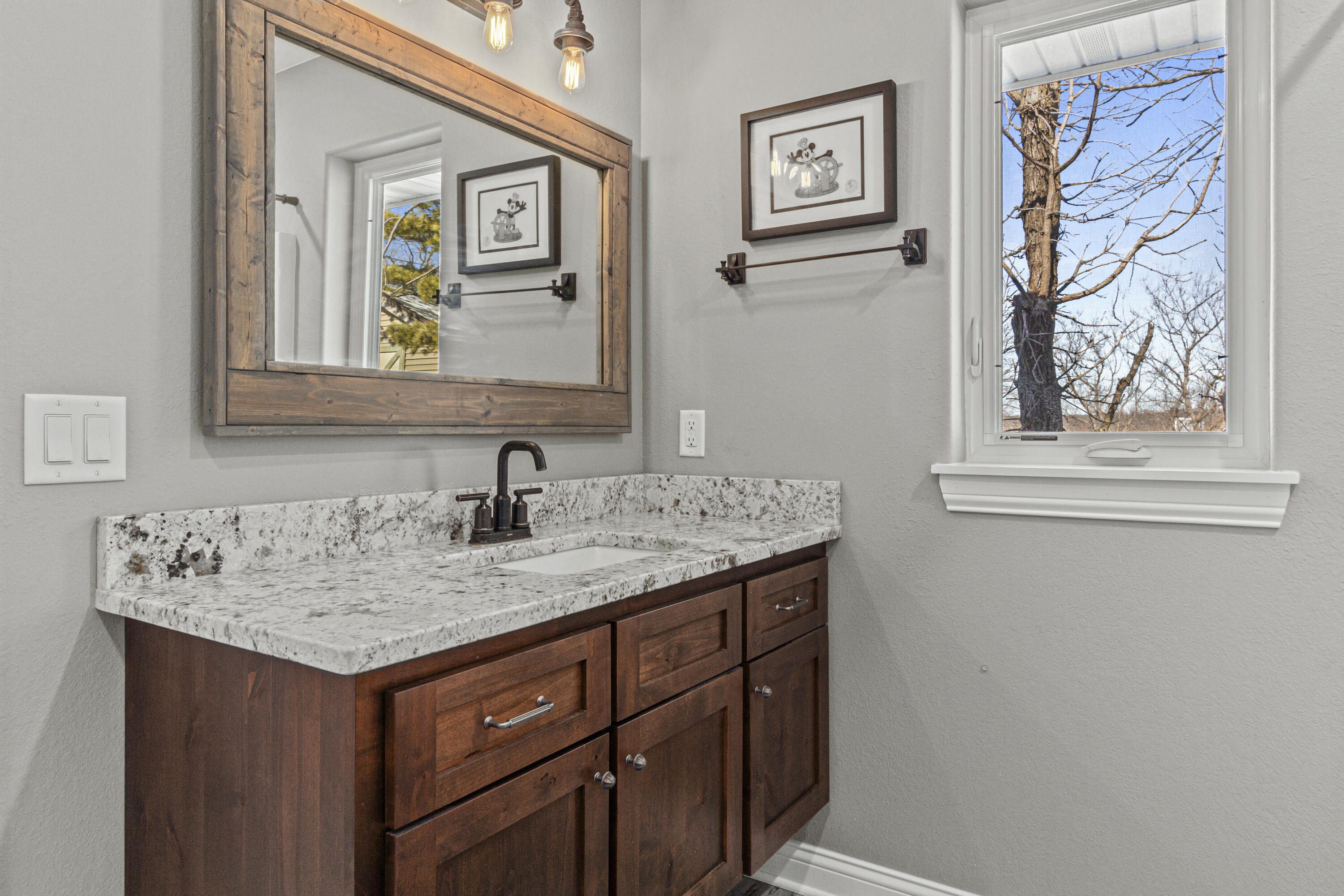 S107W34882 S Shore Dr