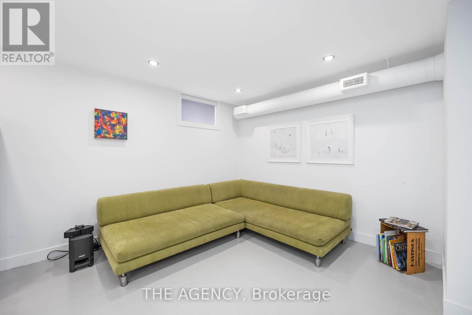 D - 2508 LAKESHORE BOULEVARD