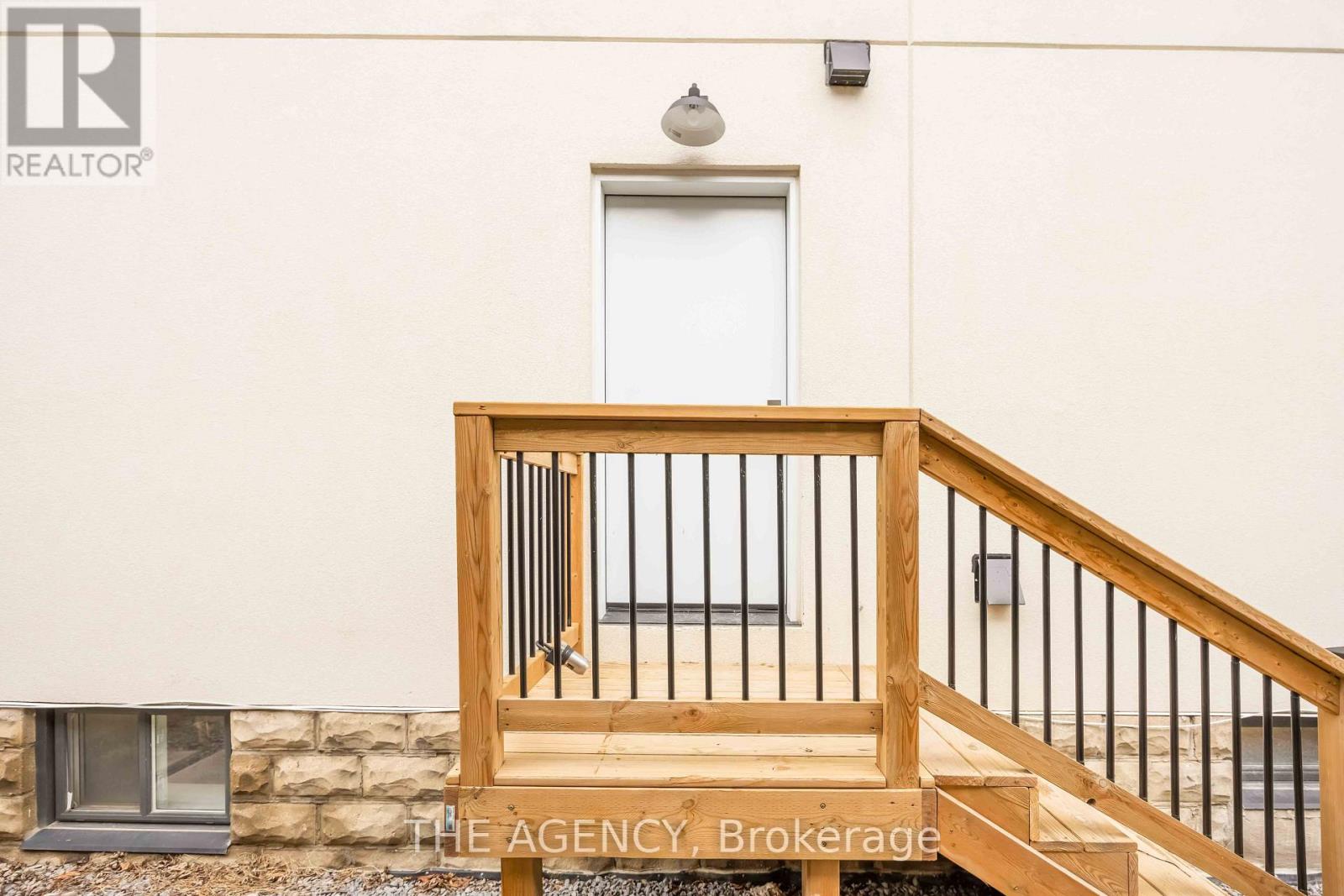 D - 2508 LAKESHORE BOULEVARD