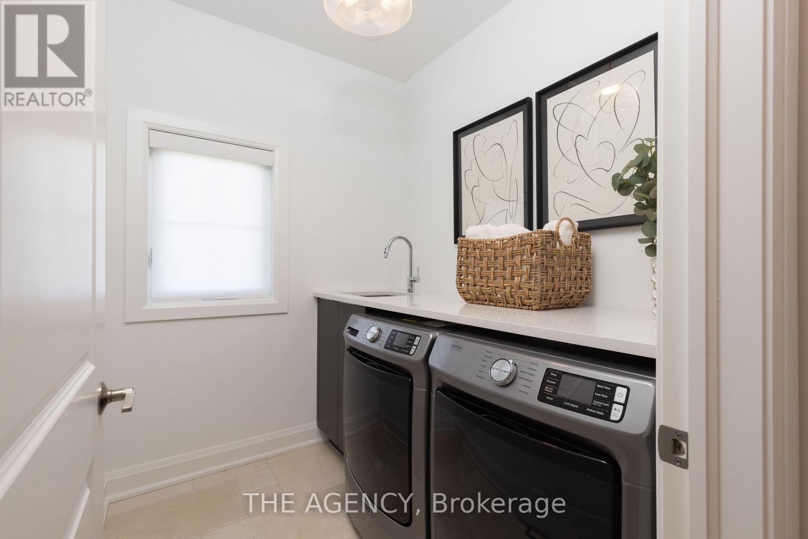 70F - 574 SENECA DRIVE