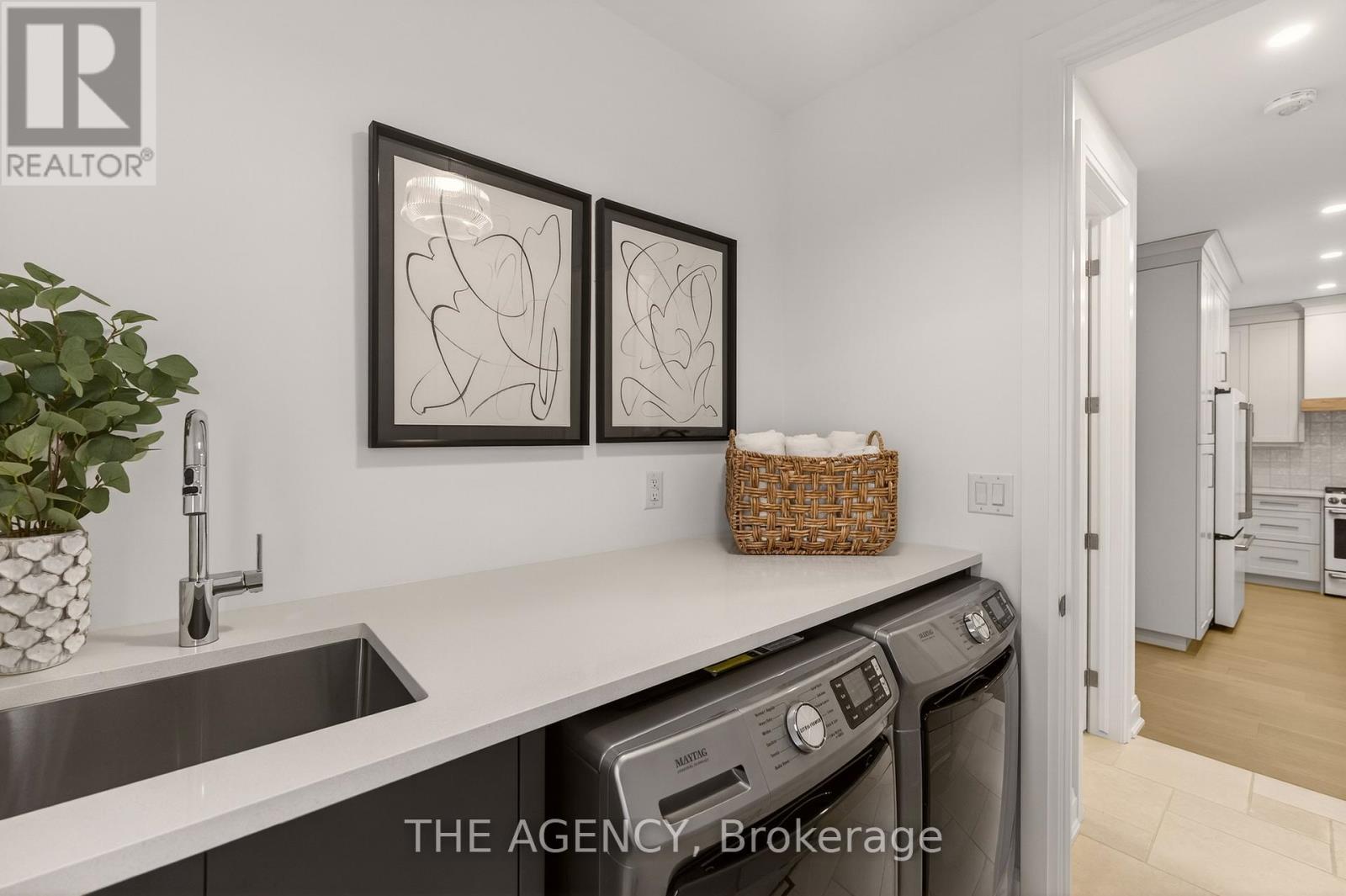70F - 574 SENECA DRIVE