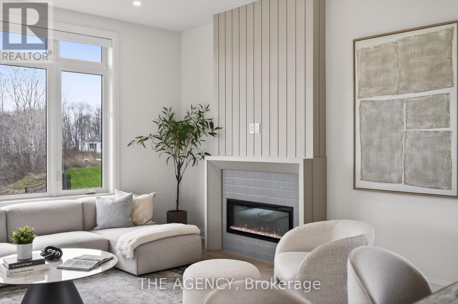 LOT 10 MISSISSAUGA AVENUE