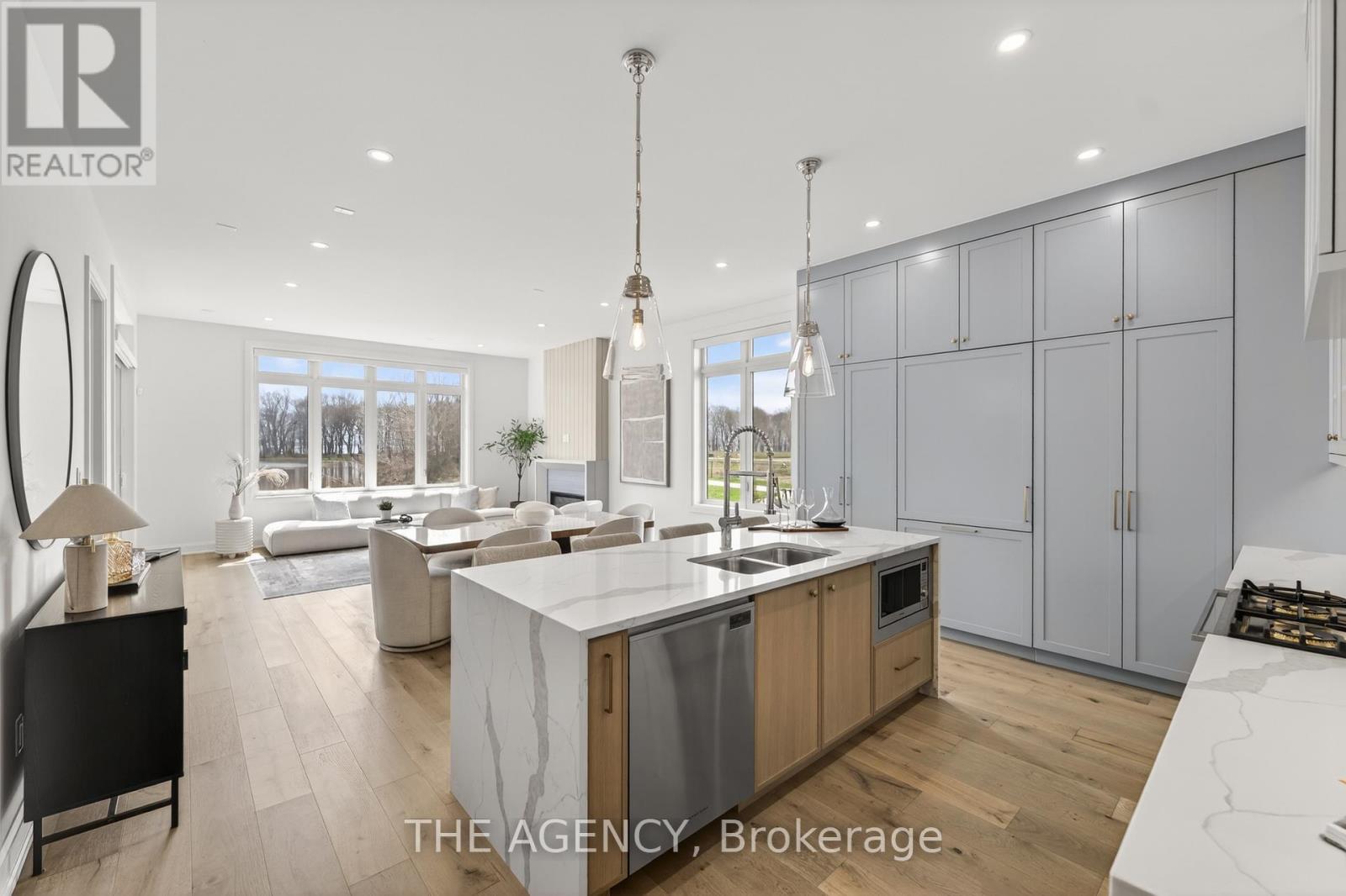 LOT 10 MISSISSAUGA AVENUE